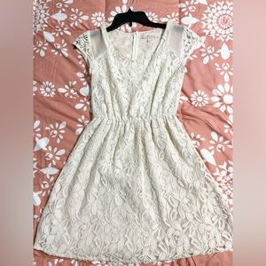 Monteau • Lace Cream Dress